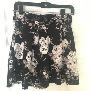 Charlotte Russe Floral Print Pleated/Skater Skirt